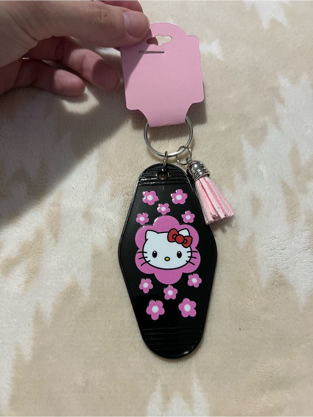 Hello Kitty Keychain ✨ - Picture 1 of 3